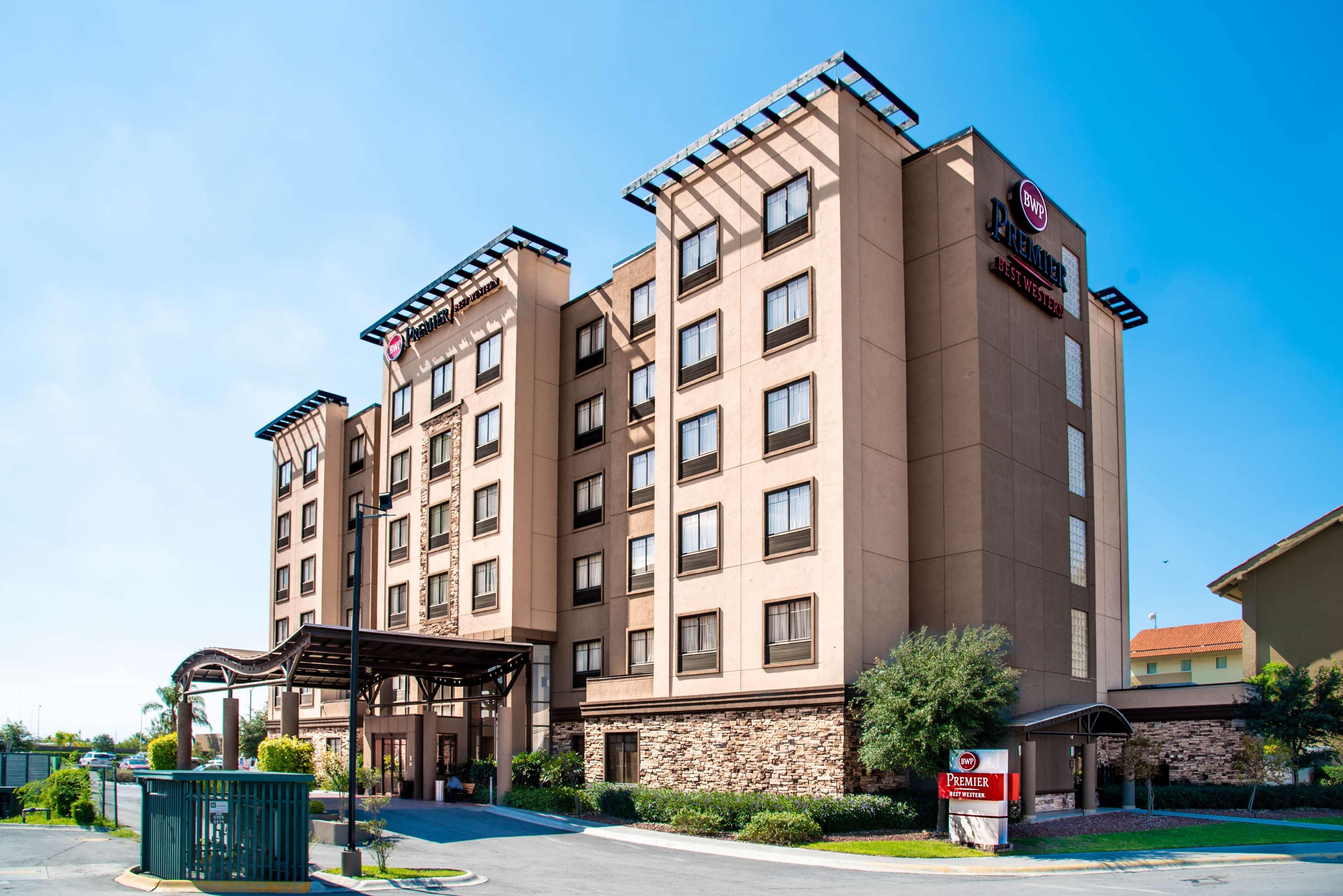 Best Western Premier Monterrey Aeropuerto Hotel Exterior photo